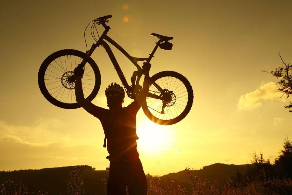 וילינגן Traumwohnung 5 Min Zum Bike Park מראה חיצוני תמונה